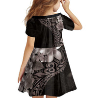 Hawaiian Plumeria-Polynesian Art Tattoo Grayscale Color Family Matching Off Shoulder Maxi Dress and Hawaiian Shirt