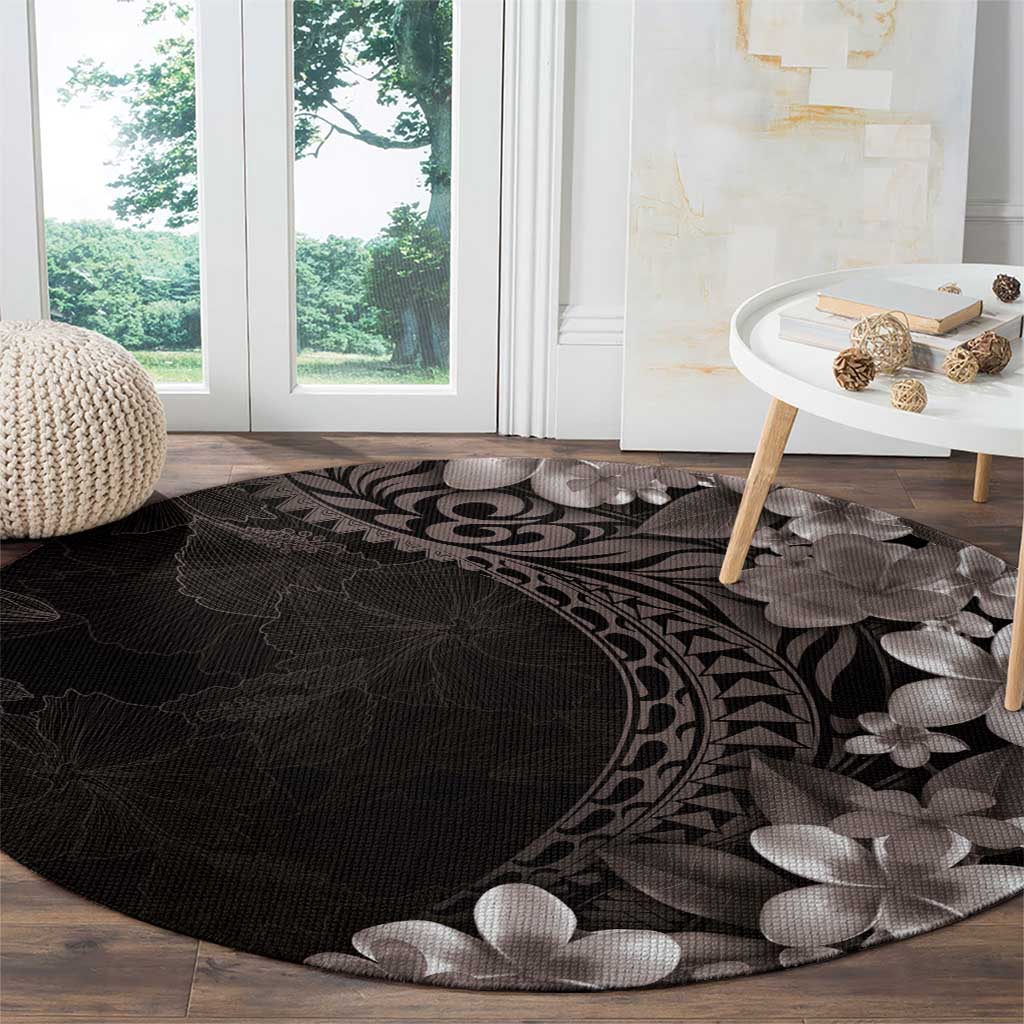 Hawaiian Plumeria-Polynesian Art Tattoo Grayscale Color Round Carpet