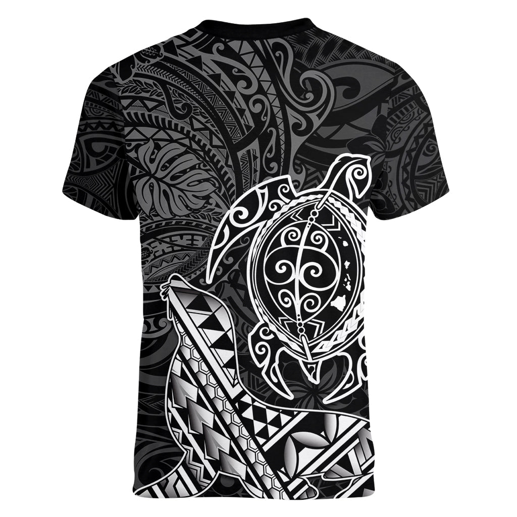 Hawaii Monk Seal and Dolphin Women V-Neck T-Shirt Polynesian Kakau Pattern Black White Color
