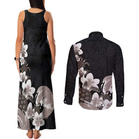Hawaiian Plumeria and Turtle Couples Matching Tank Maxi Dress and Long Sleeve Button Shirt with Polynesian Tribal Art Pattern Grayscale Color