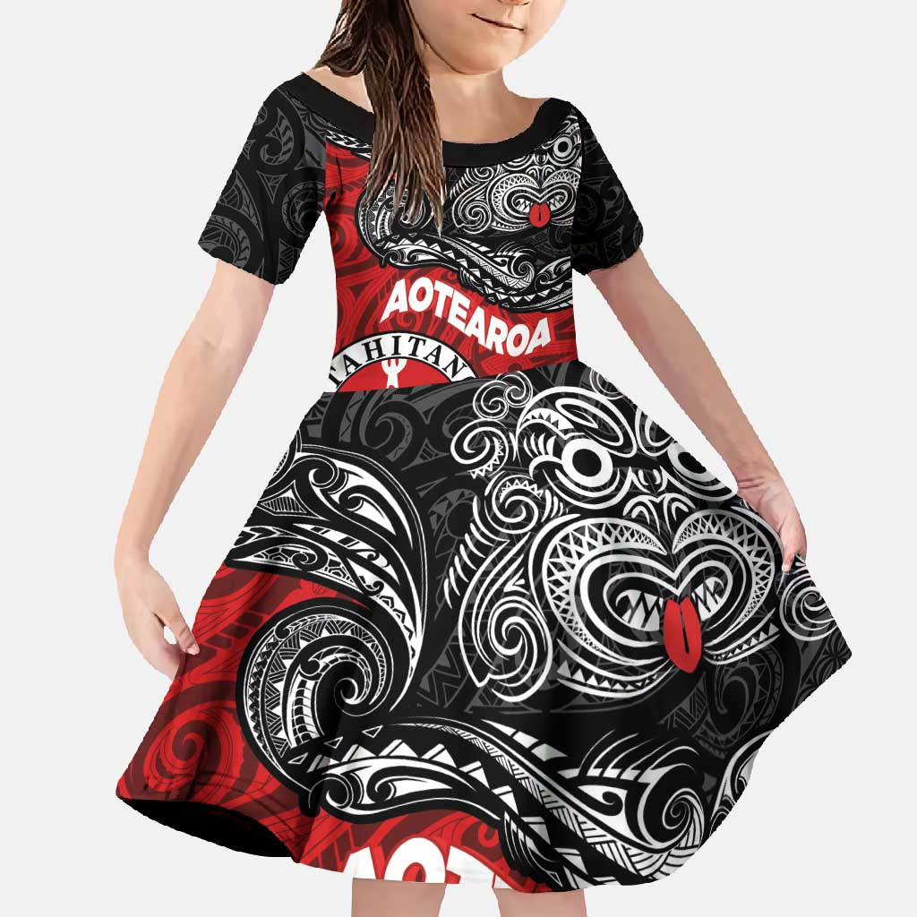 Maori Kotahitanga Family Matching Off Shoulder Maxi Dress and Hawaiian Shirt Aotearoa Spirit with Maori Mask and Polynesian Art Tattoo LT03 Daughter's Dress Red - Polynesian Pride