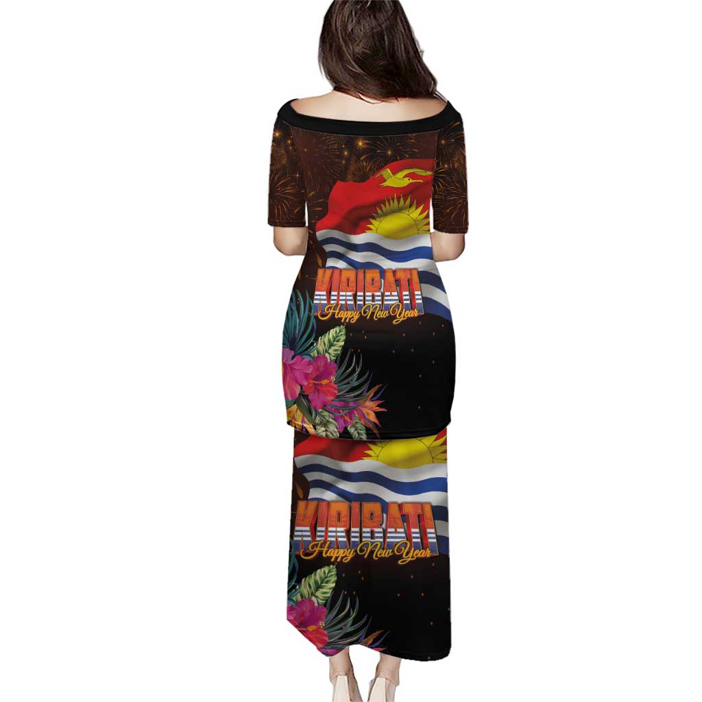 Kiribati Flag and Fireworks Family Matching Puletasi and Hawaiian Shirt First Place Welcome the New Year - Polynesian Pride