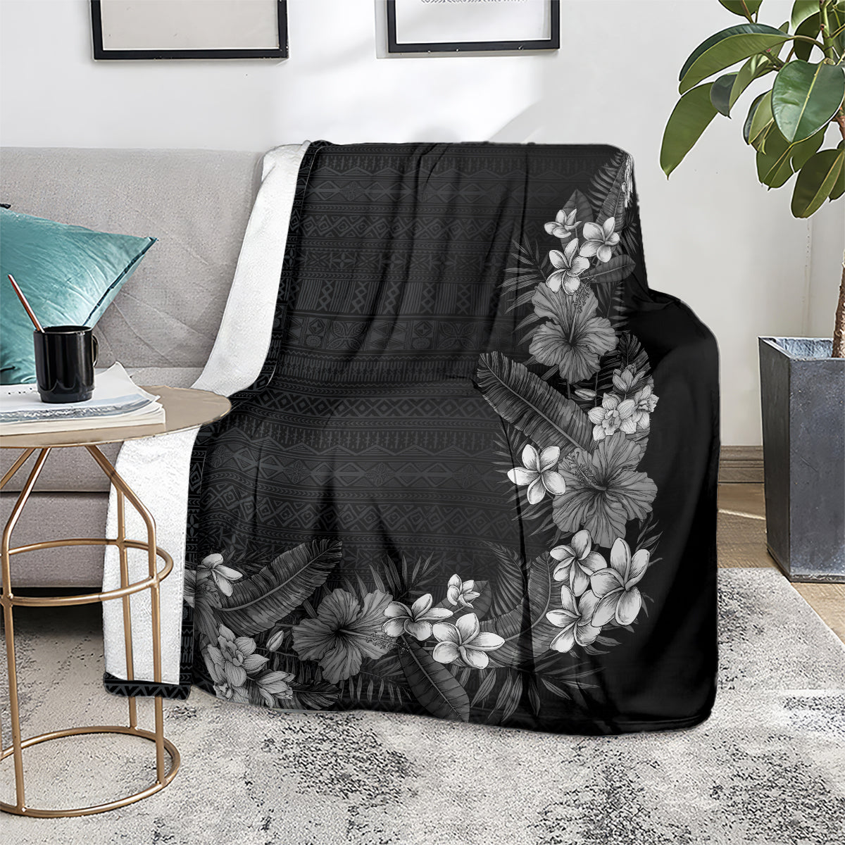 Hawaii Tropical Flowers and Leaves Blanket Tapa Pattern Grayscale Mode