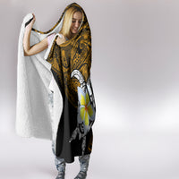 Hawaii Turtle and Tropical Flower Hooded Blanket Polynesian Pattern