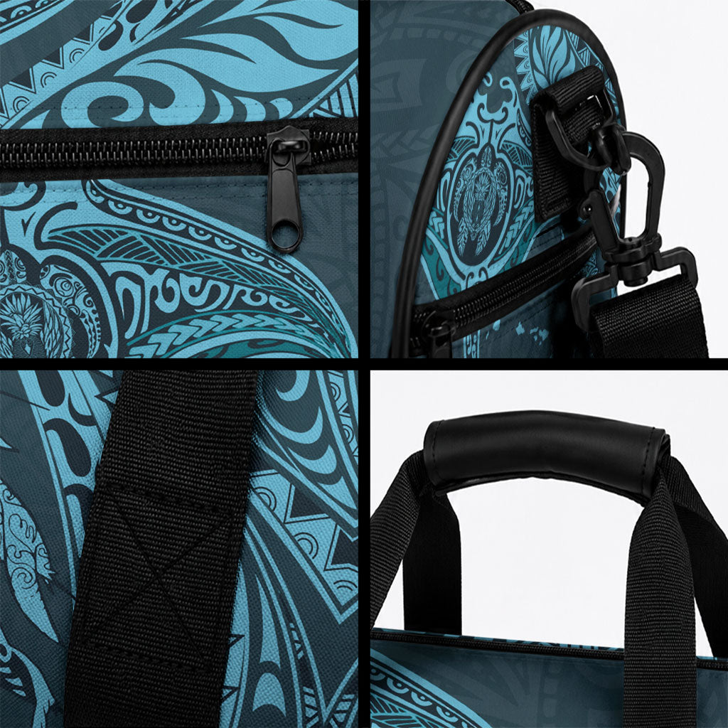 Hawaiian Manta Ray and Polynesian Tribal Tattoo Duffle Bag