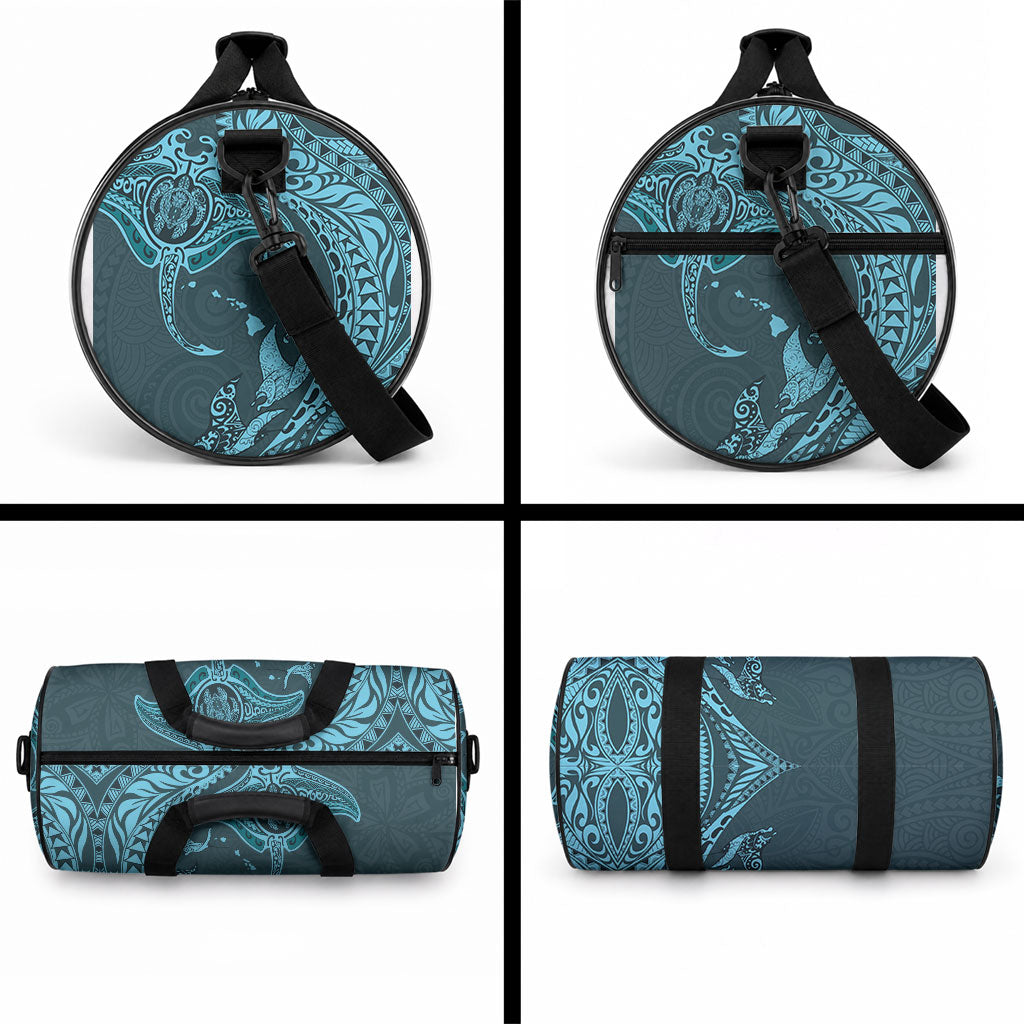 Hawaiian Manta Ray and Polynesian Tribal Tattoo Duffle Bag