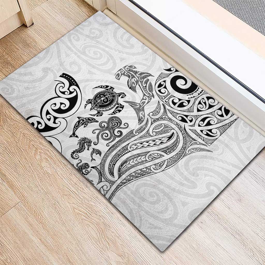New Zealand Sea Animals with Maori Tribal Tattoo Rubber Doormat White Color LT03 - Polynesian Pride