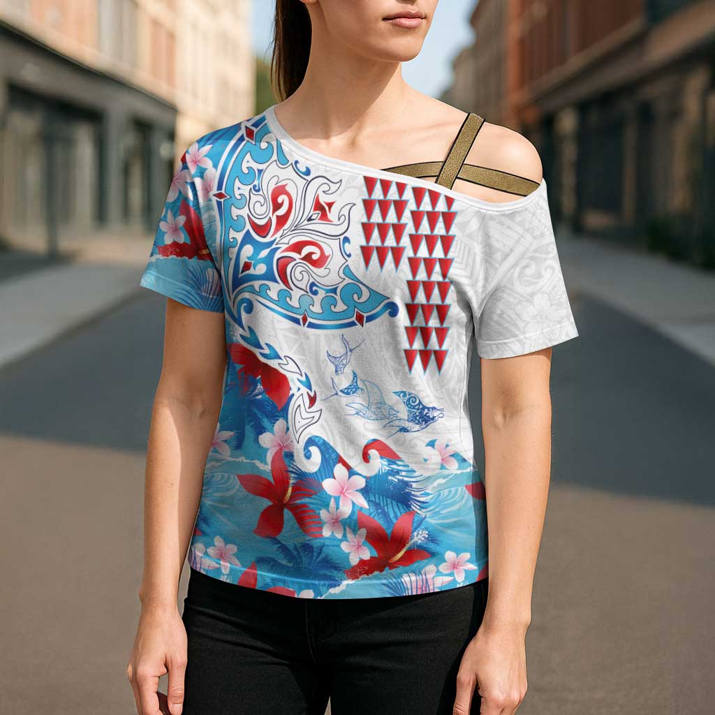 Hawaiian Tribal Manta Ray Cross Shoulder Shirt Kakau Tattoo and Flowers Surfing Waves Pattern Ocean Color