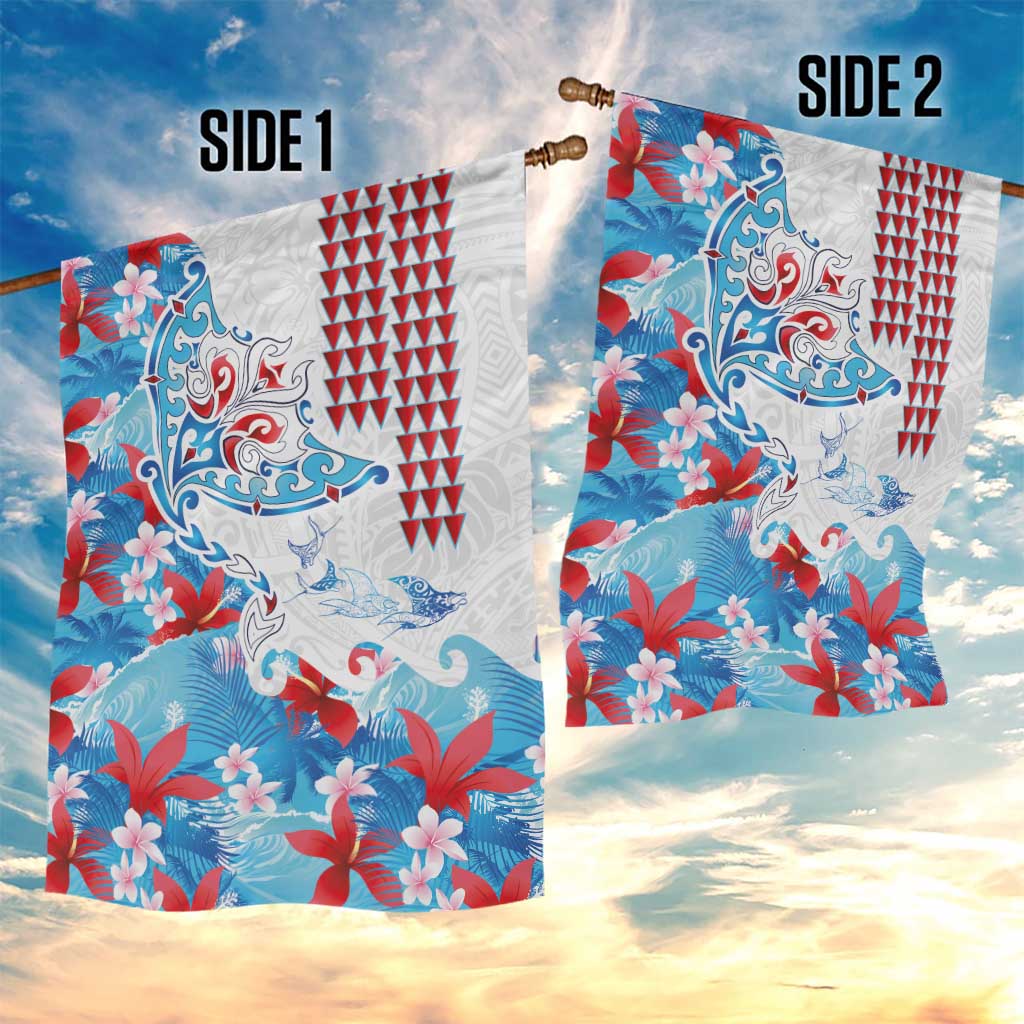 Hawaiian Tribal Manta Ray Garden Flag Kakau Tattoo and Flowers Surfing Waves Pattern Ocean Color LT03 - Polynesian Pride