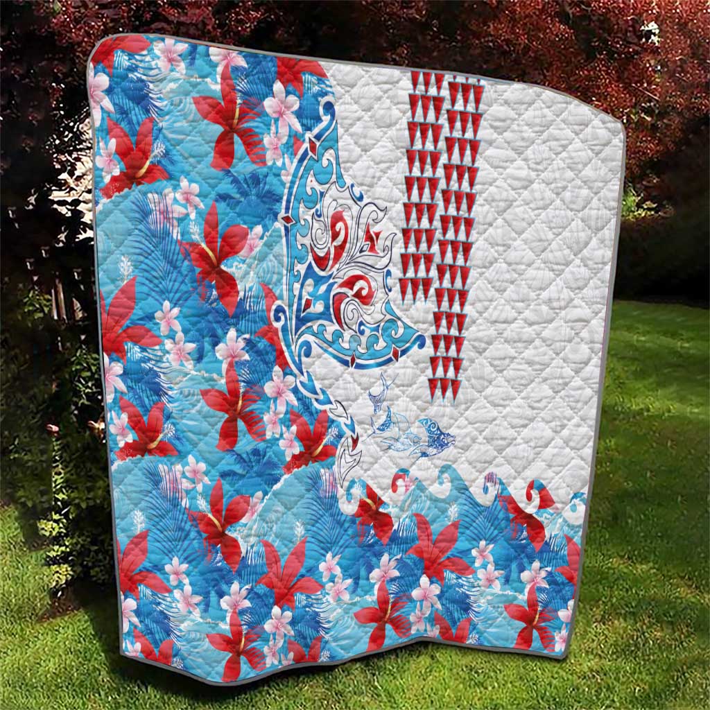 Hawaiian Tribal Manta Ray Quilt Kakau Tattoo and Flowers Surfing Waves Pattern Ocean Color