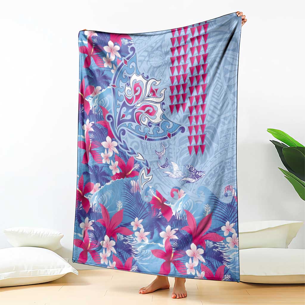 Hawaiian Tribal Manta Ray Blanket Kakau Tattoo and Flowers Surfing Waves Pattern Soft Color