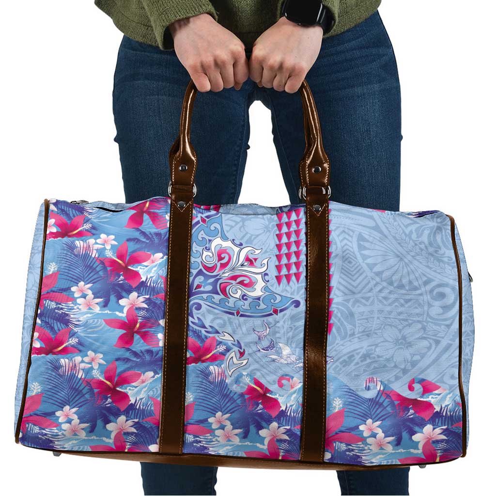 Hawaiian Tribal Manta Ray Travel Bag Kakau Tattoo and Flowers Surfing Waves Pattern Soft Color LT03 Multicolor - Polynesian Pride
