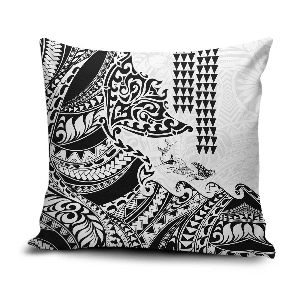 Hawaiian Tribal Manta Ray Pillow Cover Kakau Tattoo and Polynesian Art Motif Pattern LT03 Multicolor - Polynesian Pride