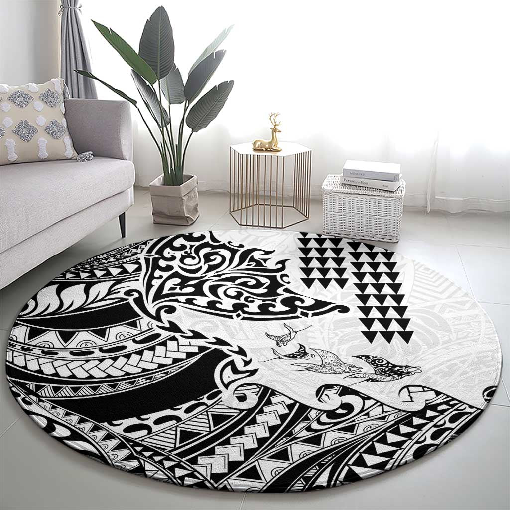 Hawaiian Tribal Manta Ray Round Carpet Kakau Tattoo and Polynesian Art Motif Pattern