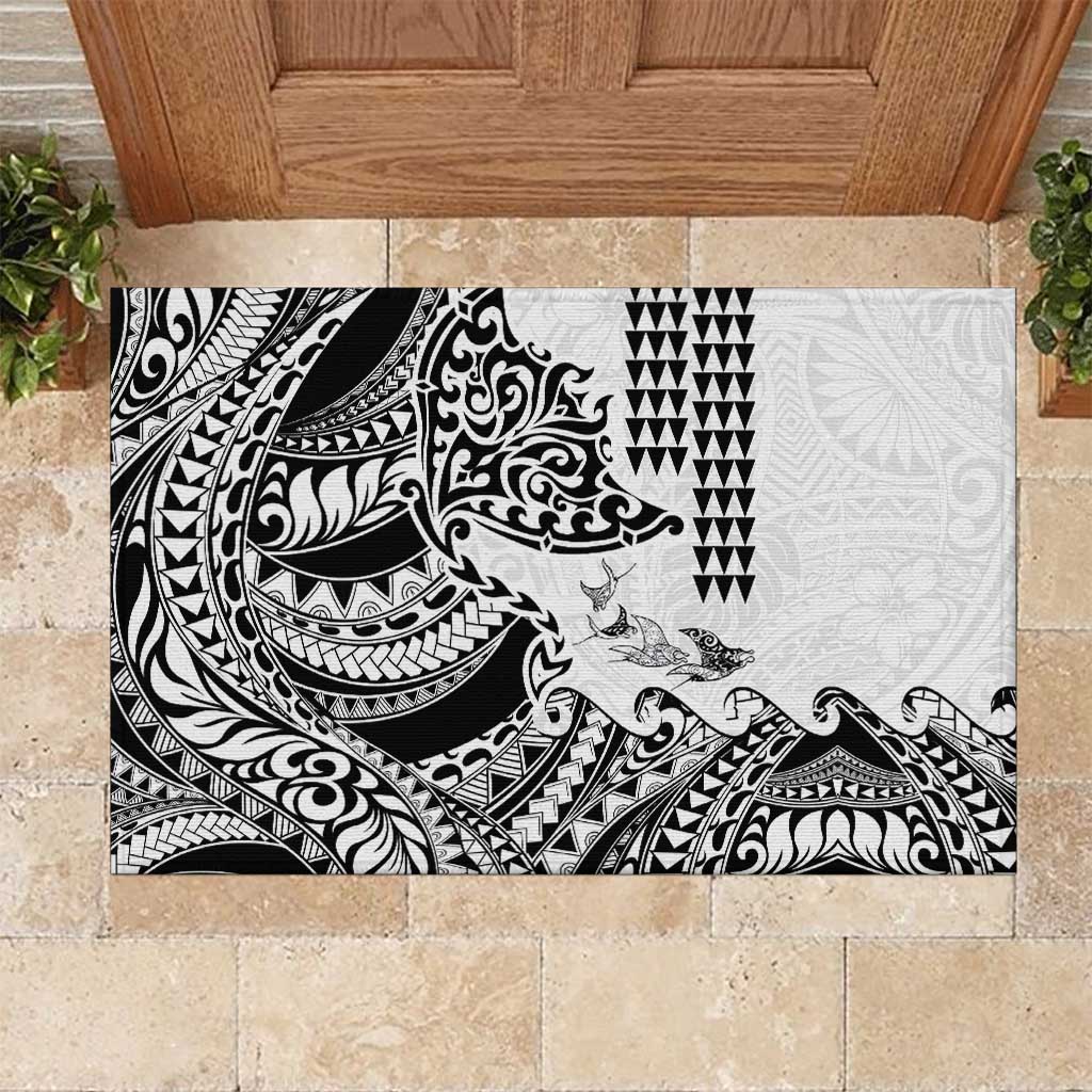 Hawaiian Tribal Manta Ray Rubber Doormat Kakau Tattoo and Polynesian Art Motif Pattern LT03 Multicolor - Polynesian Pride