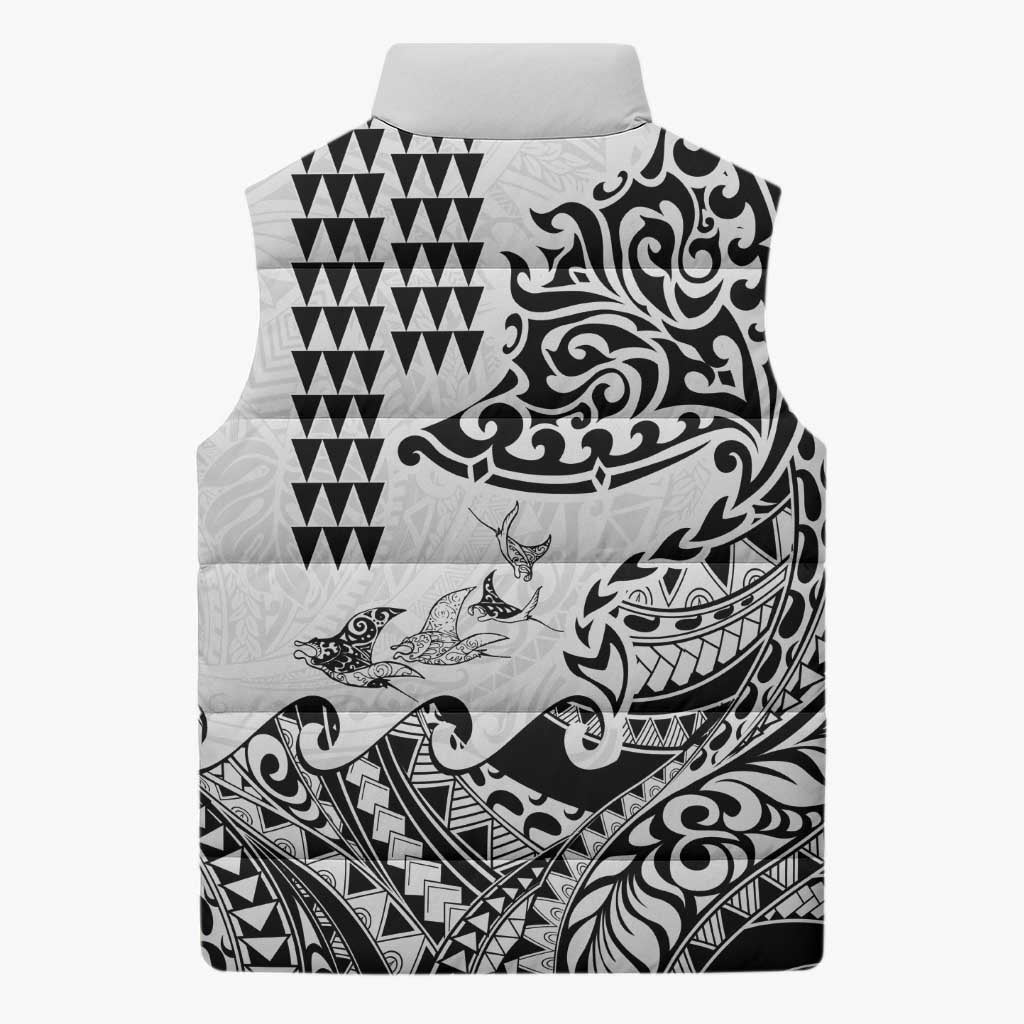 Hawaiian Tribal Manta Ray Sleeveless Puffer Jacket Kakau Tattoo and Polynesian Art Motif Pattern