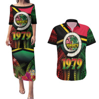 Vanuatu Constitution Day Couples Matching Puletasi and Hawaiian Shirt Polynesian Tattoo and Pig Tusk Since 1979 LT03 Black - Polynesian Pride