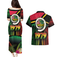Vanuatu Constitution Day Couples Matching Puletasi and Hawaiian Shirt Polynesian Tattoo and Pig Tusk Since 1979 LT03 - Polynesian Pride