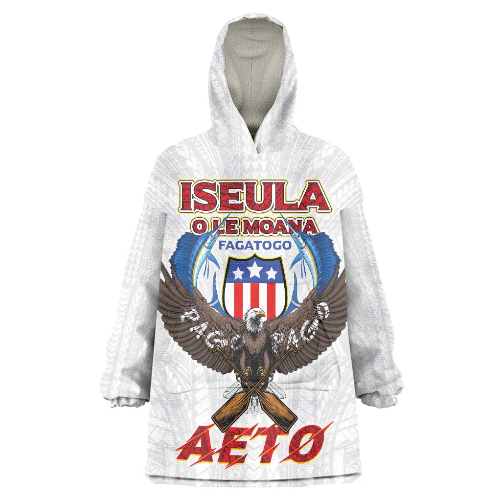 American Samoa Fautasi Wearable Blanket Hoodie Pago Pago Aeto and Iseula o le Moana of Fagatogo White Color LT03 One Size White - Polynesian Pride
