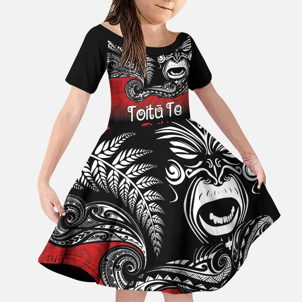 Aotearoa Toitu Te Tiriti Family Matching Puletasi and Hawaiian Shirt New Zealand Honour the Treaty - Fight Together LT03 Daughter's Dress Red - Polynesian Pride