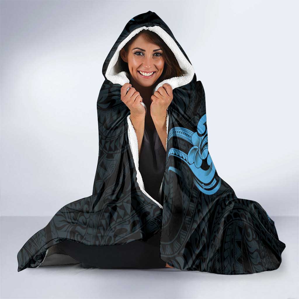 Hawaiian Manta Rays Hooded Blanket Tribal Hibiscus Polynesian Tattoos Blue Color - Polynesian Pride