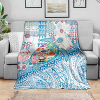 Hawaiian and Japanese Culture Together Blanket Tropical Honu with Japanese Elements Blue Color