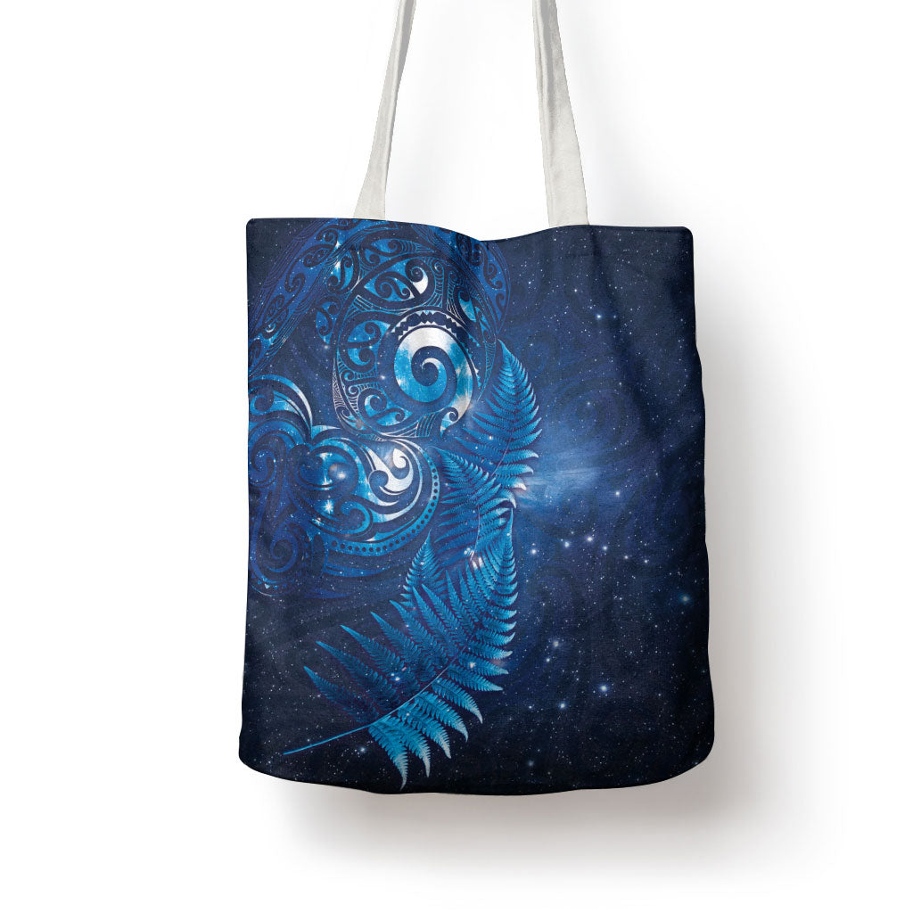 Aotearoa New Zealand New Year Tote Bag Tribal Koru Tattoo Blue Galaxy Maori Silver Fern