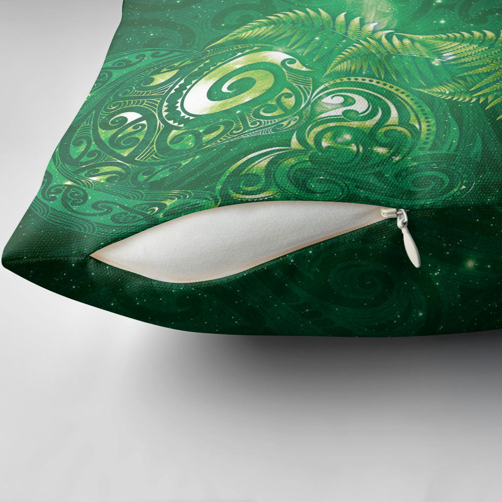Aotearoa New Zealand New Year Pillow Cover Tribal Koru Tattoo Green Galaxy Maori Silver Fern