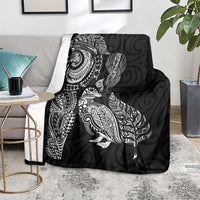 Aotearoa Moko Tribal Tattoo Blanket New Zealand Maori Penguin and Fantail Black Color