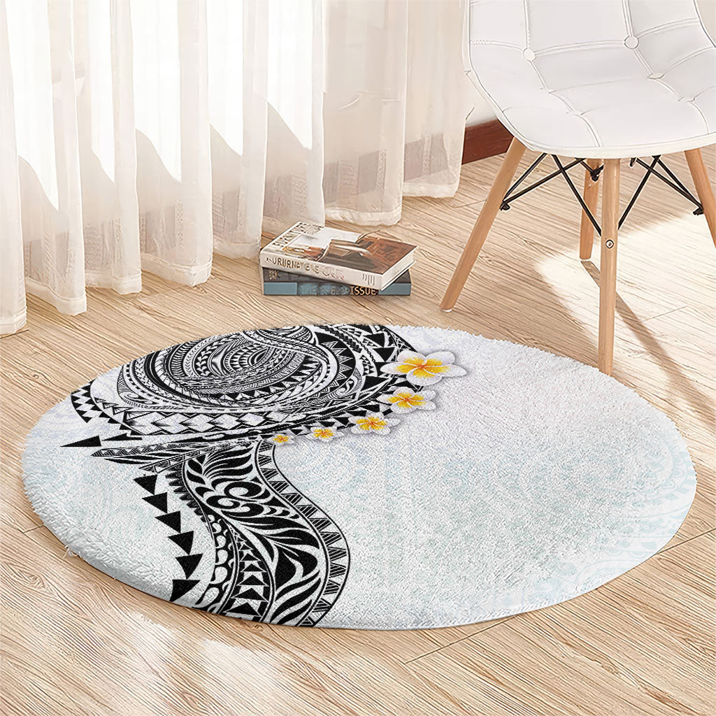 Hawaiian Tribal Tattoo and Plumeria Round Carpet Polynesian Pattern White Color