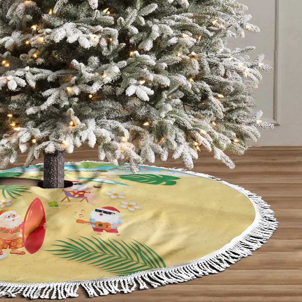 Hawaiian Mele Kalikimaka Tree Skirt Funny Santa Claus on Beach with Tropical Plants and Lei - Polynesian Pride