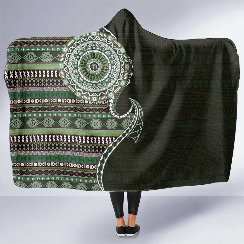 Fijian Masi Tribal Tattoos Art Pattern Hooded Blanket Green Color Half Style - Polynesian Pride