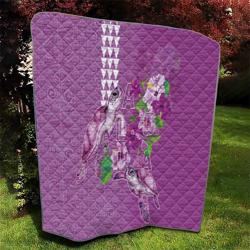 Hawaii Aloha Turtle Hibiscus and Leaves Quilt with Polynesian and Kakau Tattoos Lilac Color - Polynesian Pride