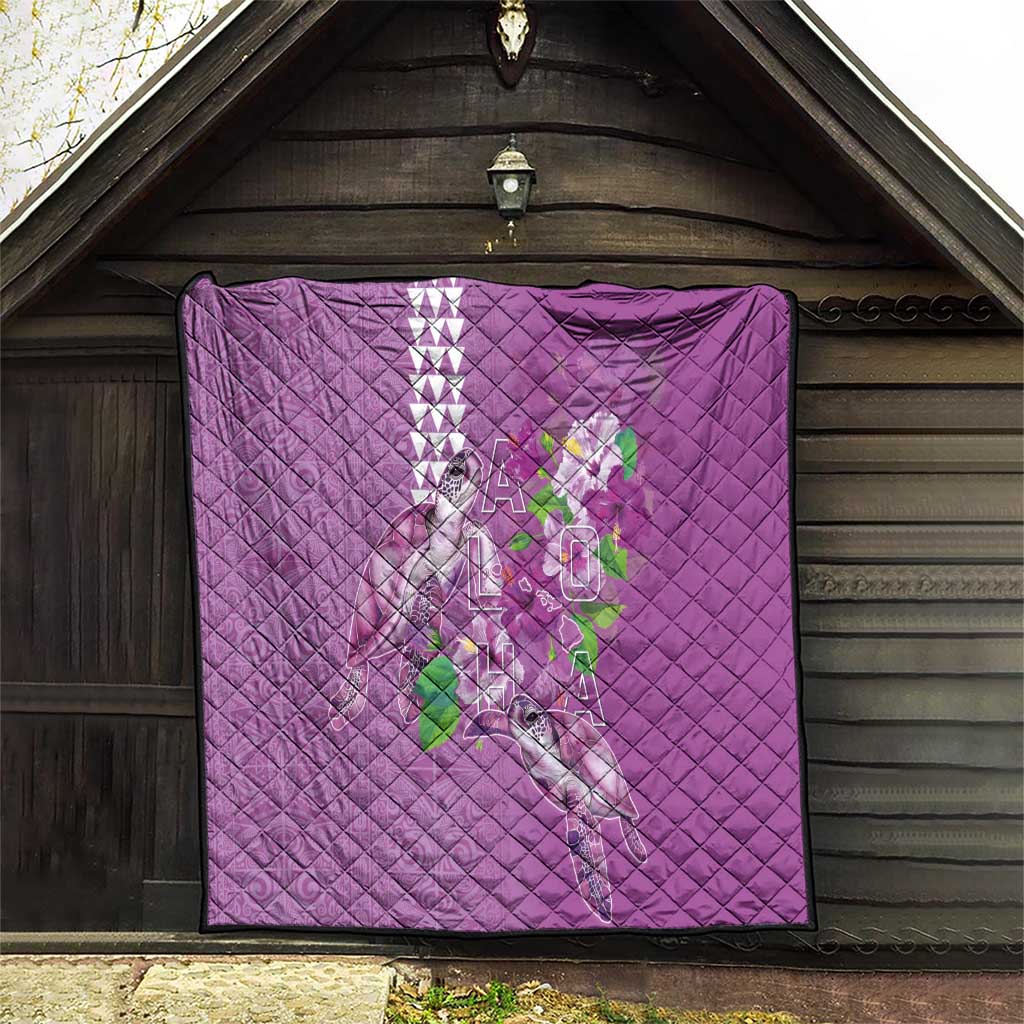 Hawaii Aloha Turtle Hibiscus and Leaves Quilt with Polynesian and Kakau Tattoos Lilac Color - Polynesian Pride