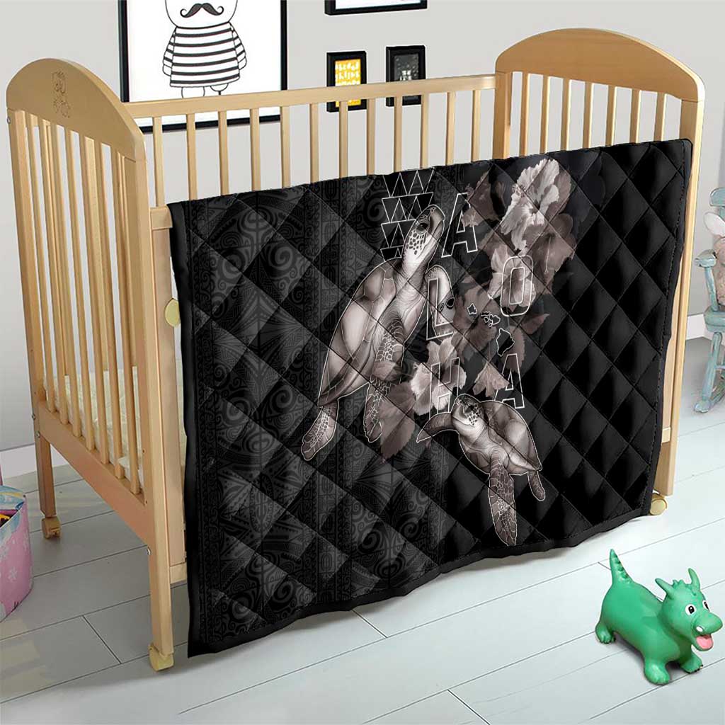 Hawaii Aloha Turtle Hibiscus and Leaves Quilt with Polynesian and Kakau Tattoos Black Color - Polynesian Pride