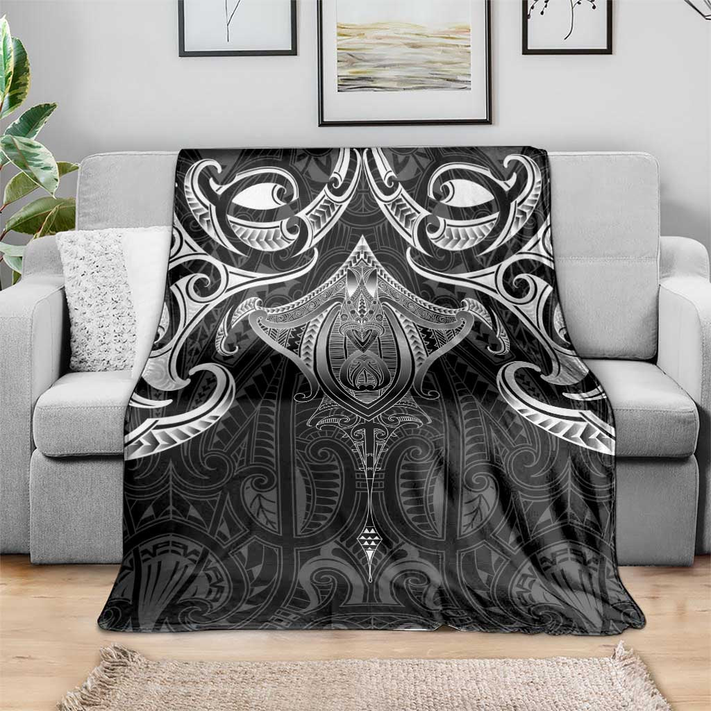 New Zealand Aotearoa Blanket Maori Manta Ray Moko Black - Polynesian Pride