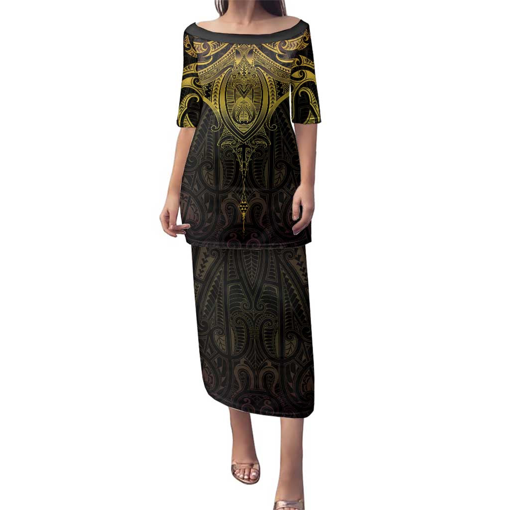 New Zealand Aotearoa Family Matching Puletasi and Hawaiian Shirt Maori Manta Ray Moko Gold LT05 Mom's Dress Gold - Polynesian Pride