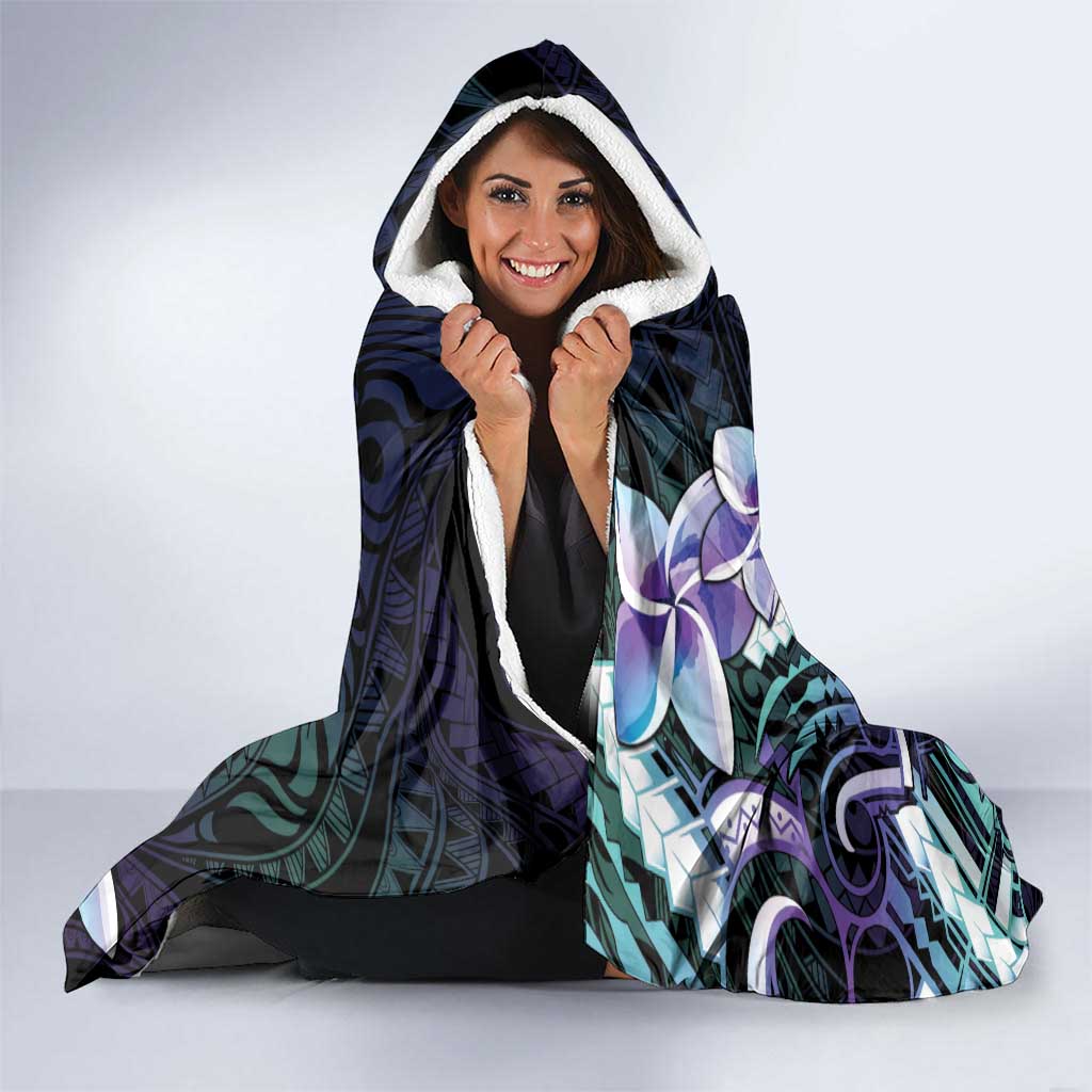 Polynesian Art Tattoo Hooded Blanket Plumeria Flowers Turquoise Gradient