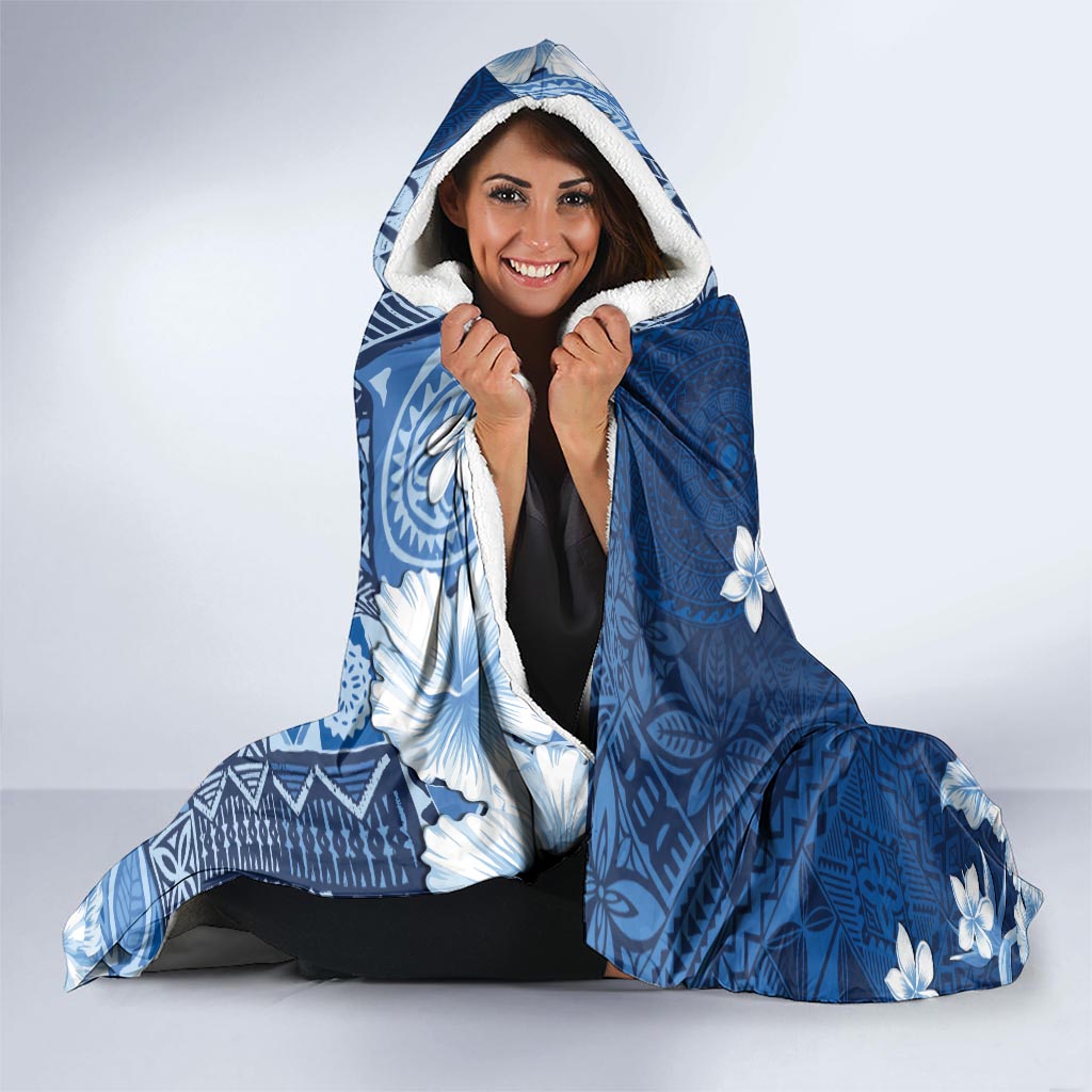 Hawaii Tapa Pattern With Navy Hibiscus Hooded Blanket