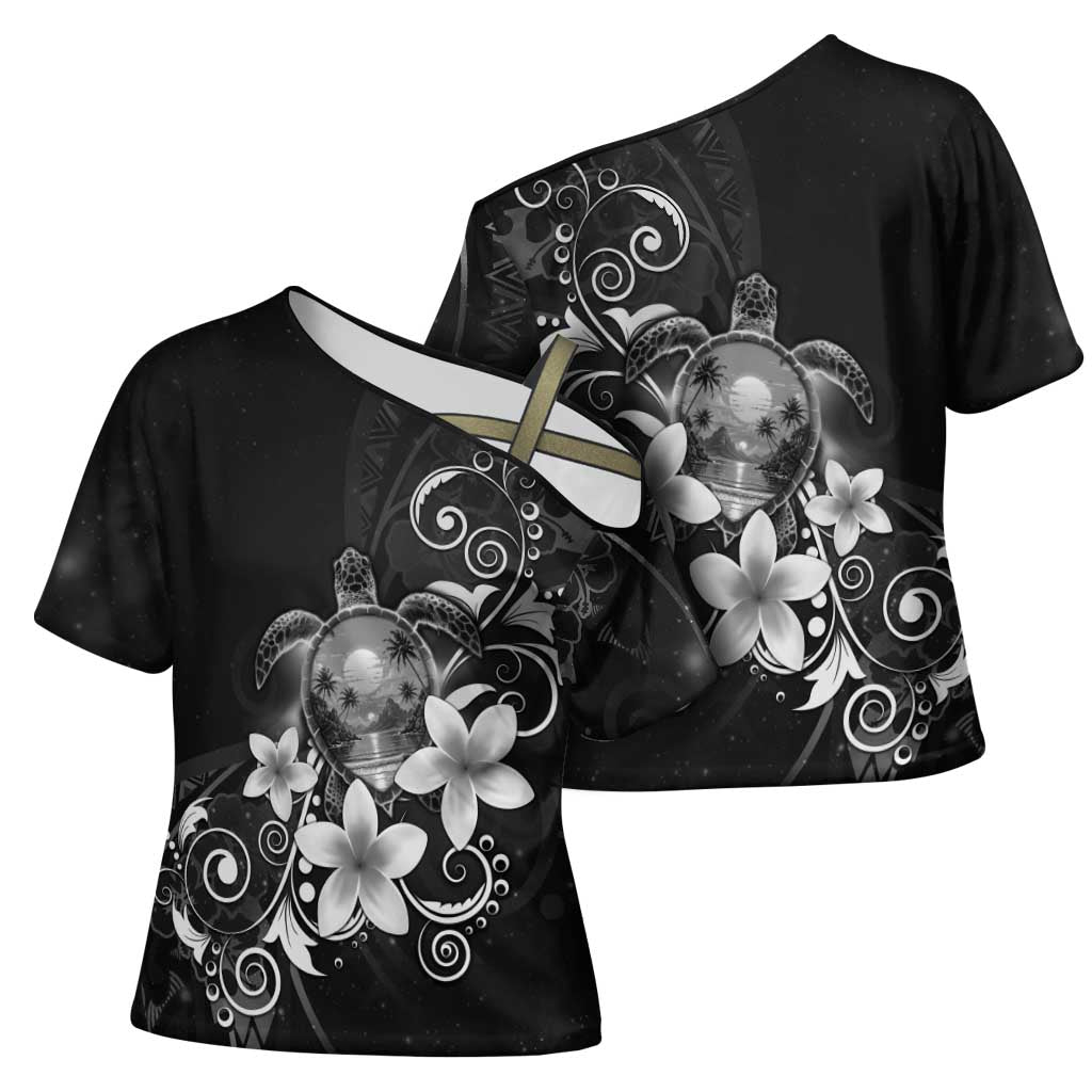 Hawaii Honu Cross Shoulder Shirt Polynesian Curves Plumeria Grayscale - Polynesian Pride