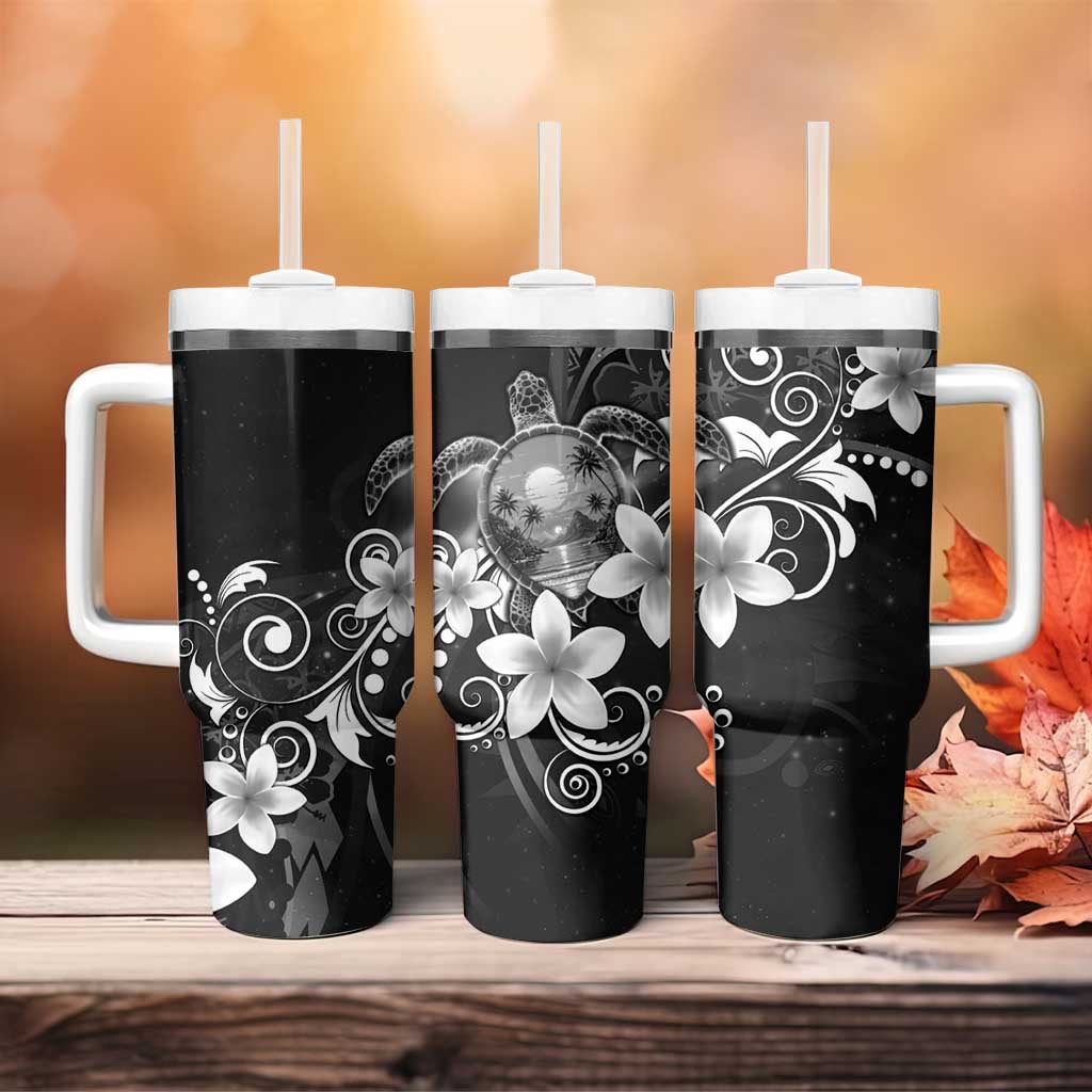 Hawaii Honu Tumbler With Handle Polynesian Curves Plumeria Grayscale - Polynesian Pride
