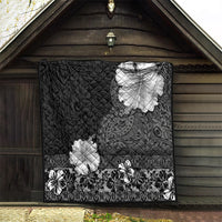 Hawaii Hibiscus With Black Polynesian Pattern Quilt