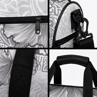 Hawaii Hibiscus With White Polynesian Pattern Duffle Bag