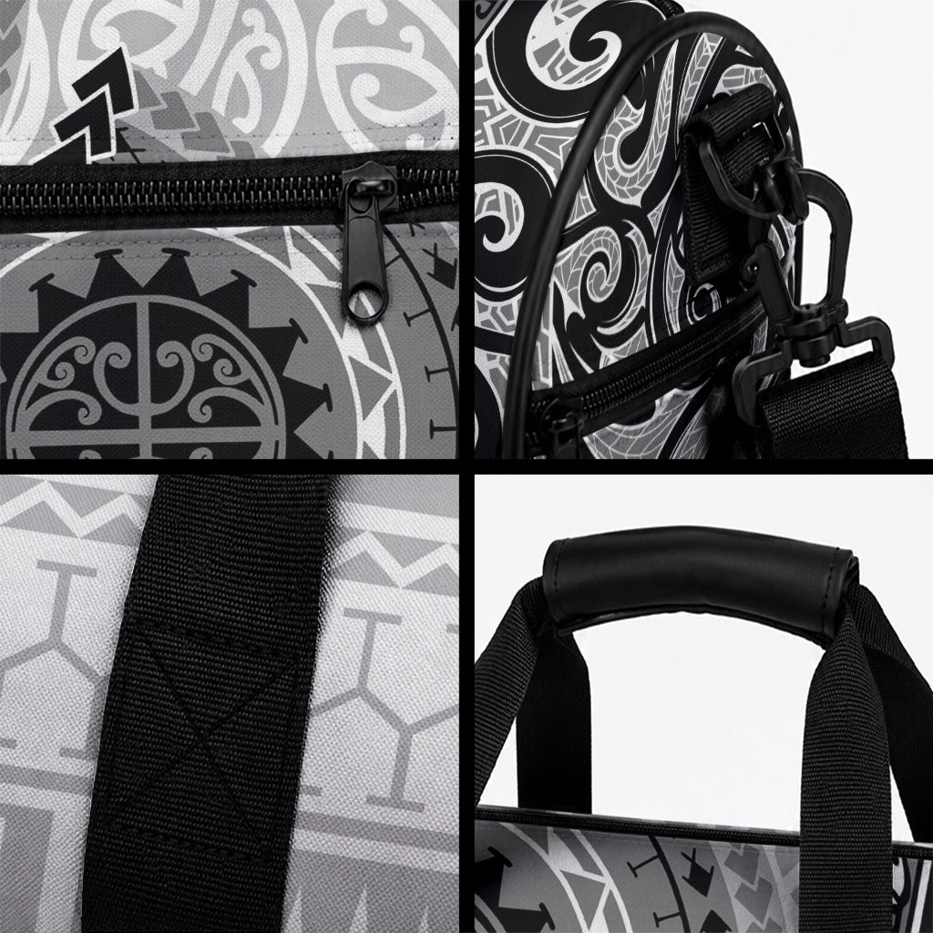 New Zealand White Maori Koru Simple Style Duffle Bag
