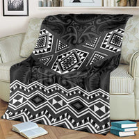 New Zealand Aotearoa Blanket Black Taniko Art Maori Pattern