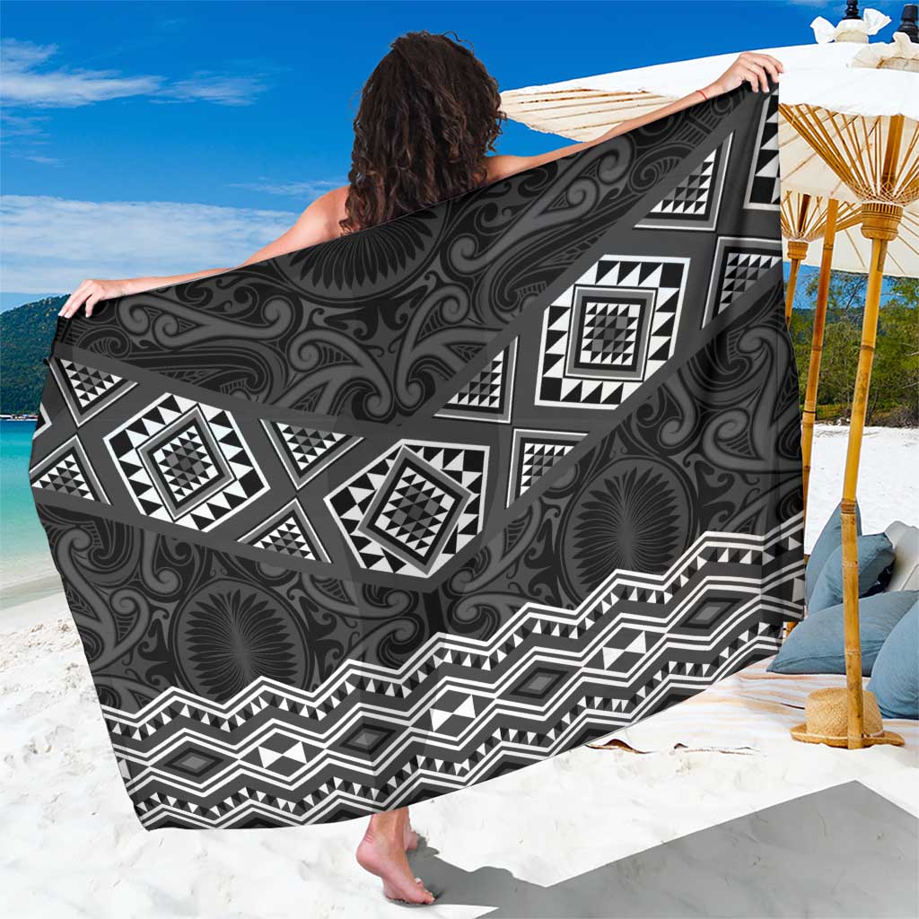 New Zealand Aotearoa Sarong Black Taniko Art Maori Pattern LT05 One Size 44 x 66 inches Black - Polynesian Pride