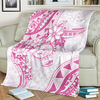Polynesian Pattern With Plumeria Flowers Blanket Pink