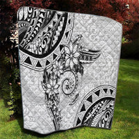 Polynesian Pattern With Plumeria Flowers Quilt White LT05 - Polynesian Pride
