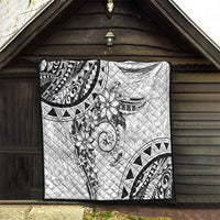 Polynesian Pattern With Plumeria Flowers Quilt White LT05 - Polynesian Pride
