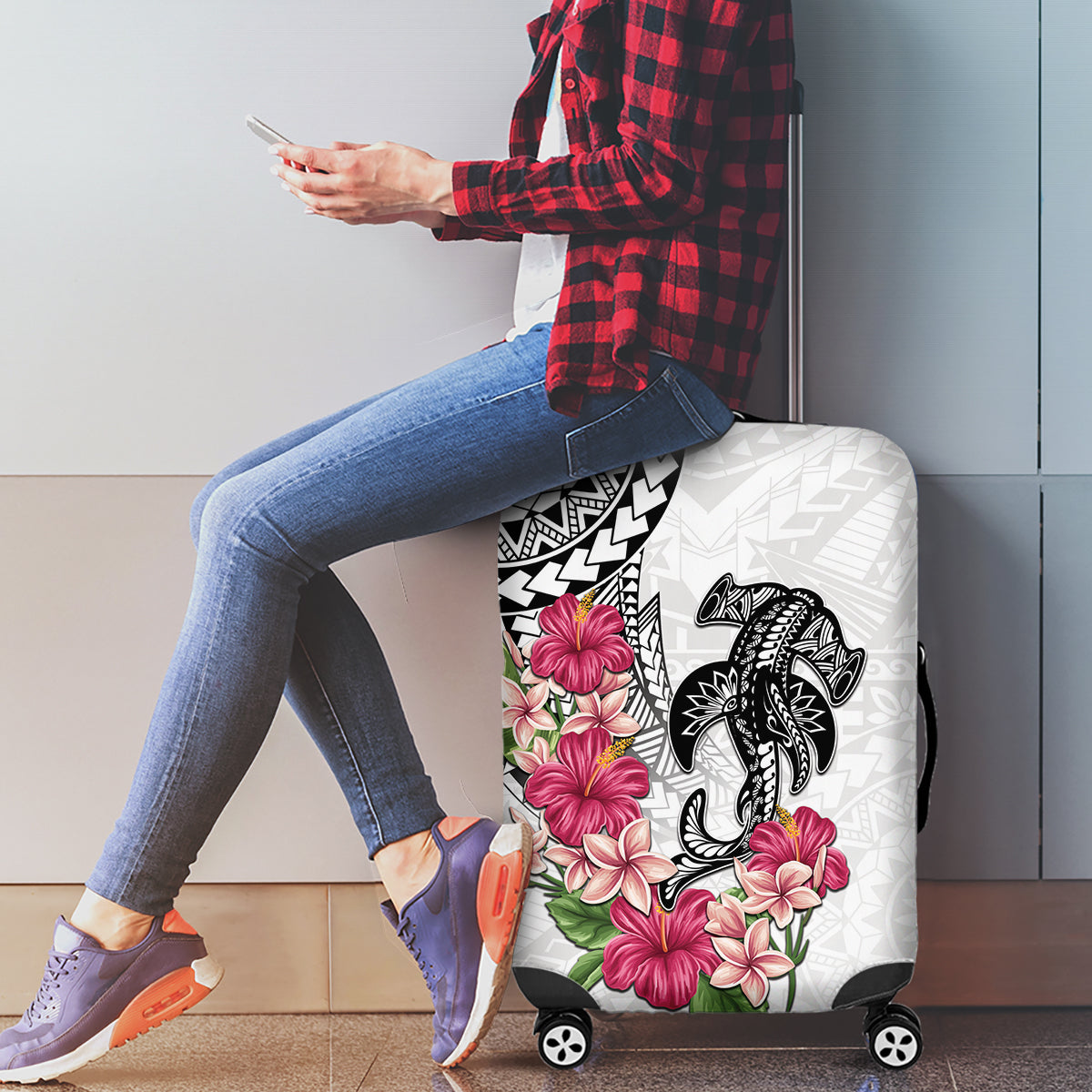 White Polynesian Hammerhead Shark Tribal Pattern Luggage Cover
